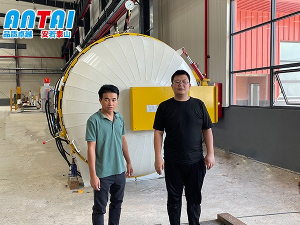 廣東電纜交聯罐安裝使用現場